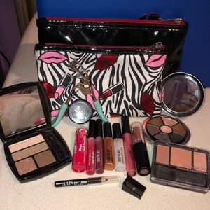 🌟BRAND NEW MAKE UP BUNDLE